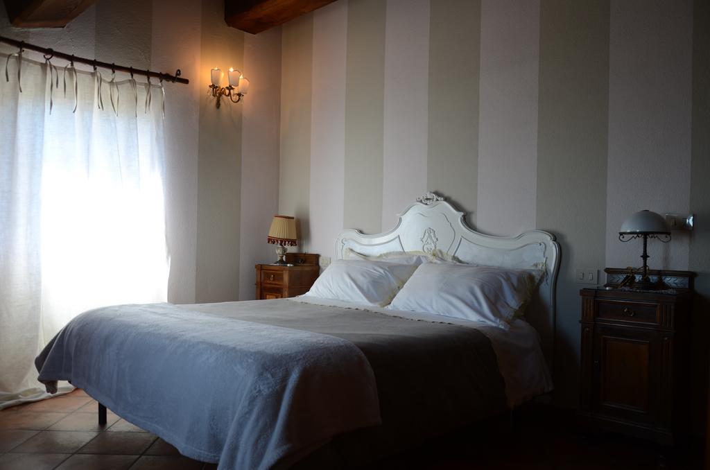 Il Borghetto Di Carra Apartment Talla Bagian luar foto