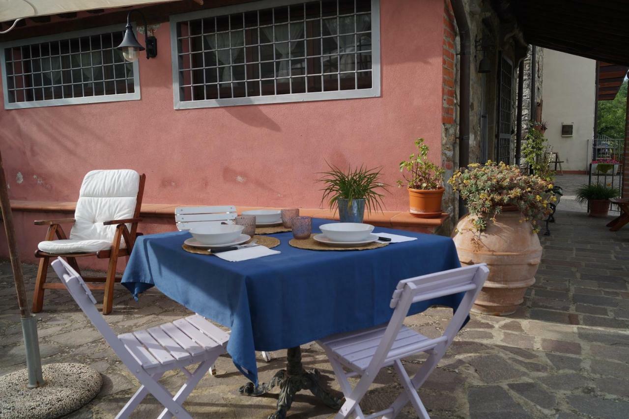 Il Borghetto Di Carra Apartment Talla Bagian luar foto